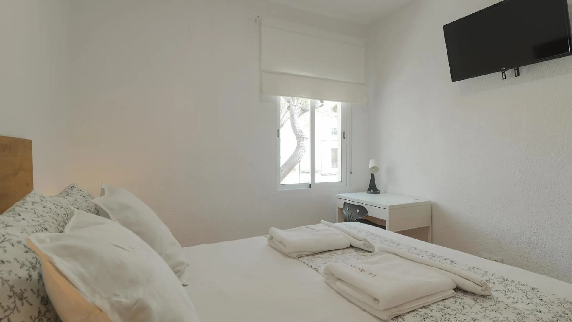 C75 - Comfy 3 Bedroom Near City Center Malaga 0*,
