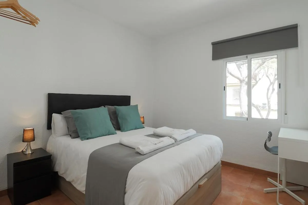 C75 - Comfy 3 Bedroom Near City Center Malaga Spain